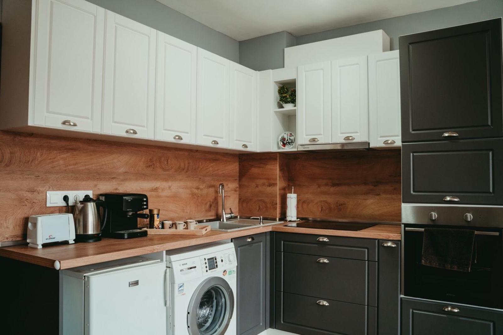 Tyulev Apartment 2 Варна Экстерьер фото